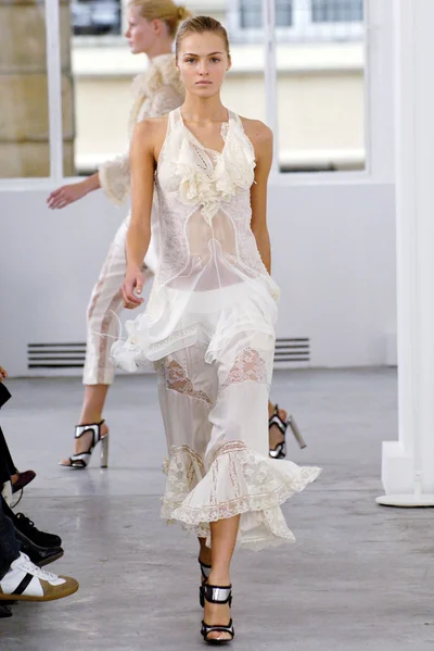 Look 29